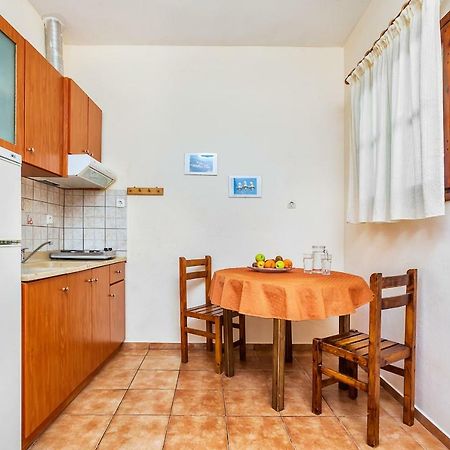Xenios Loutra Village Karnagio Exterior photo