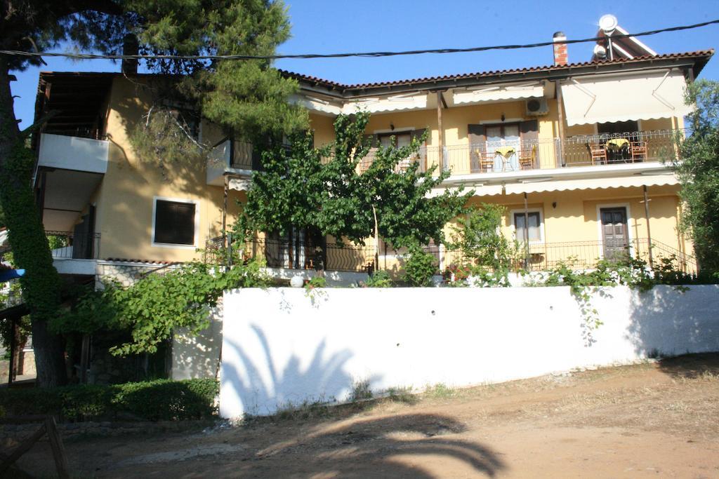 Xenios Loutra Village Karnagio Exterior photo